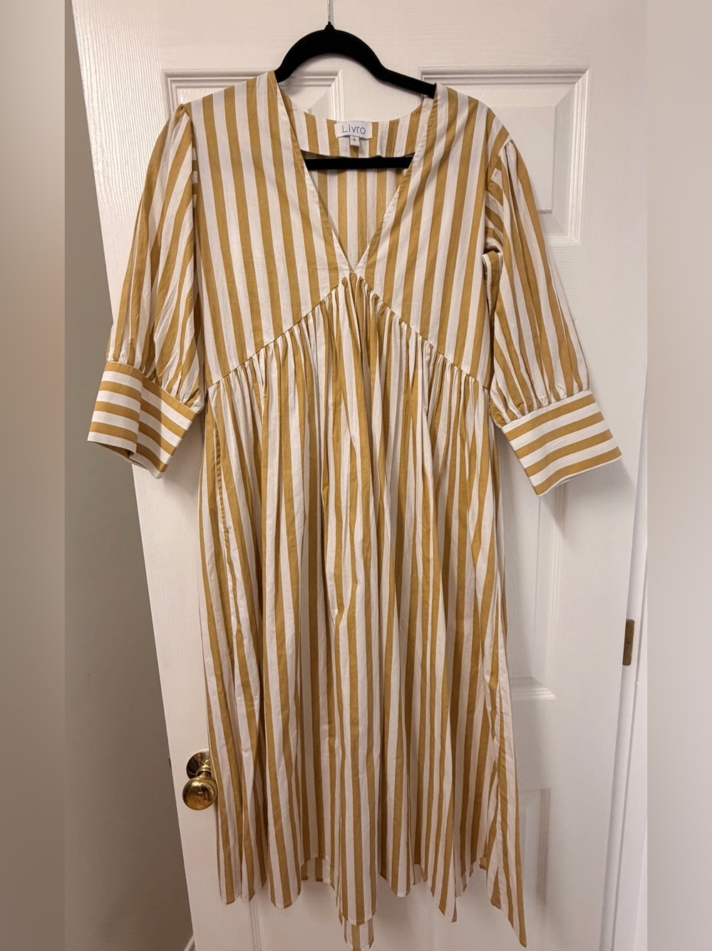 Livro Midi Dress, EUC, Small